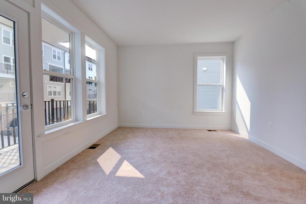 16108 Frederick Road - Photo 43