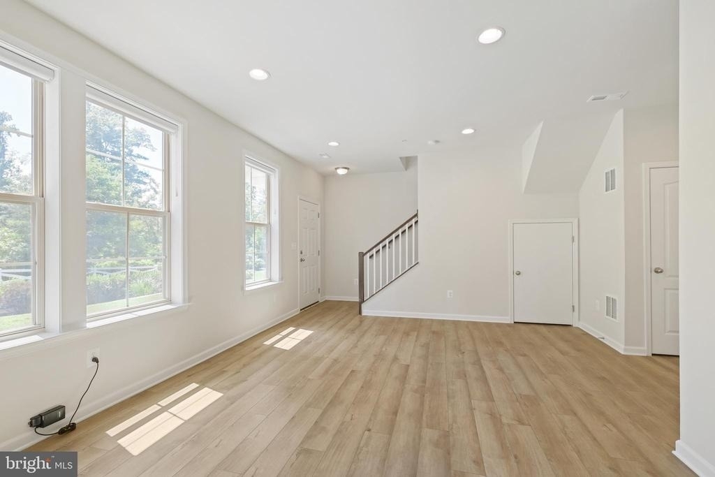 204 Ashton Market Alley - Photo 7