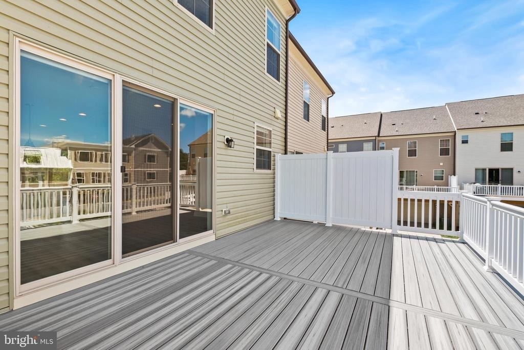 204 Ashton Market Alley - Photo 16