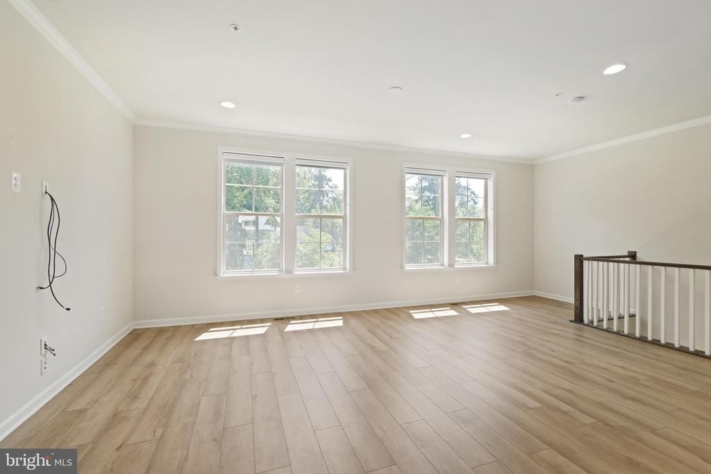 204 Ashton Market Alley - Photo 9