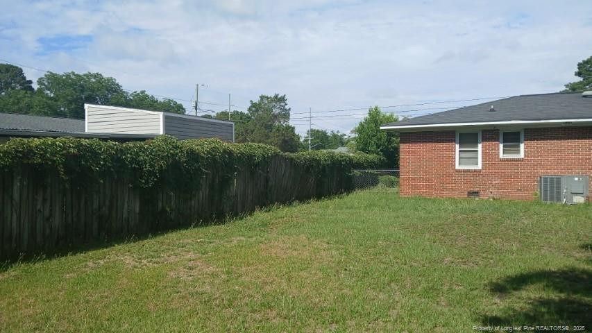 1115 Poplar Drive - Photo 2