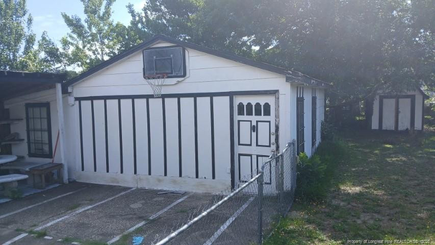 1115 Poplar Drive - Photo 4