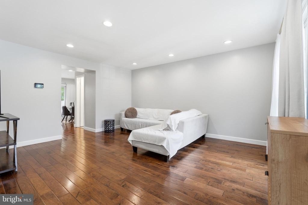 22 Habersham Court - Photo 2