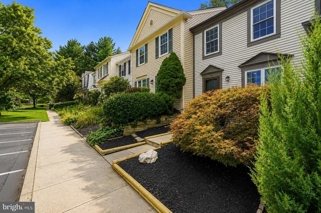 22 Habersham Court - Photo 1
