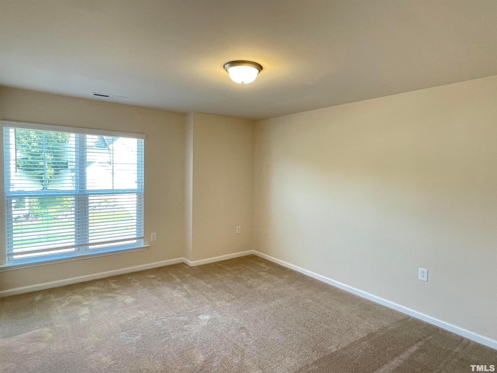 1230 Gemfor Street - Photo 10