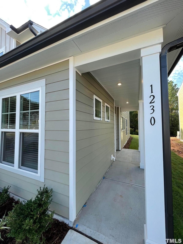 1230 Gemfor Street - Photo 2