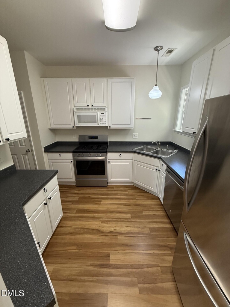 4046 Landover Lane - Photo 8