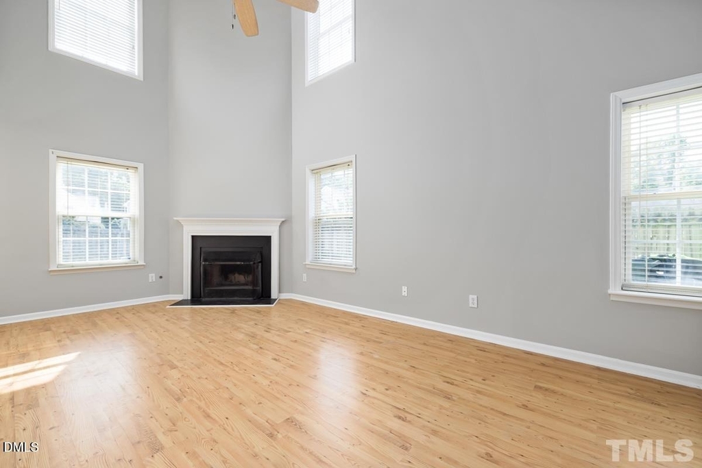 100 Lacombe Court - Photo 5