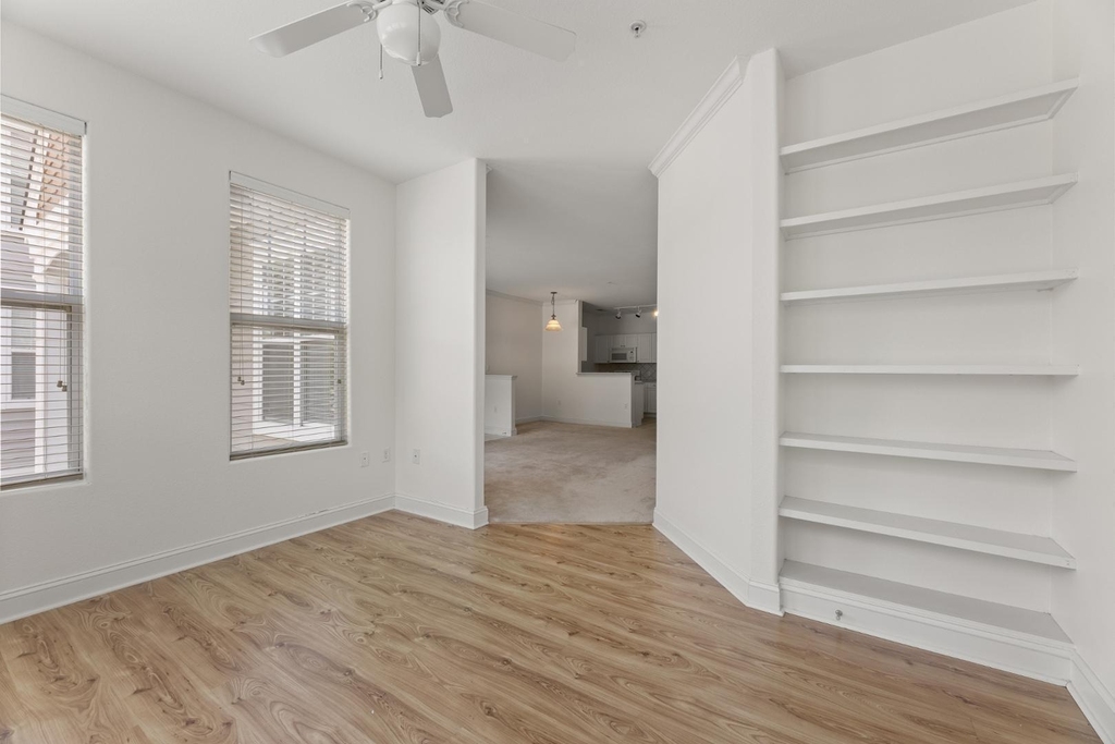 1922 Parkside Village Drive - Photo 11