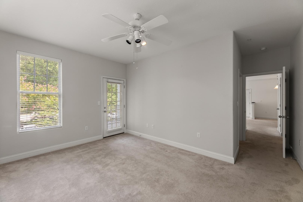 1922 Parkside Village Drive - Photo 17