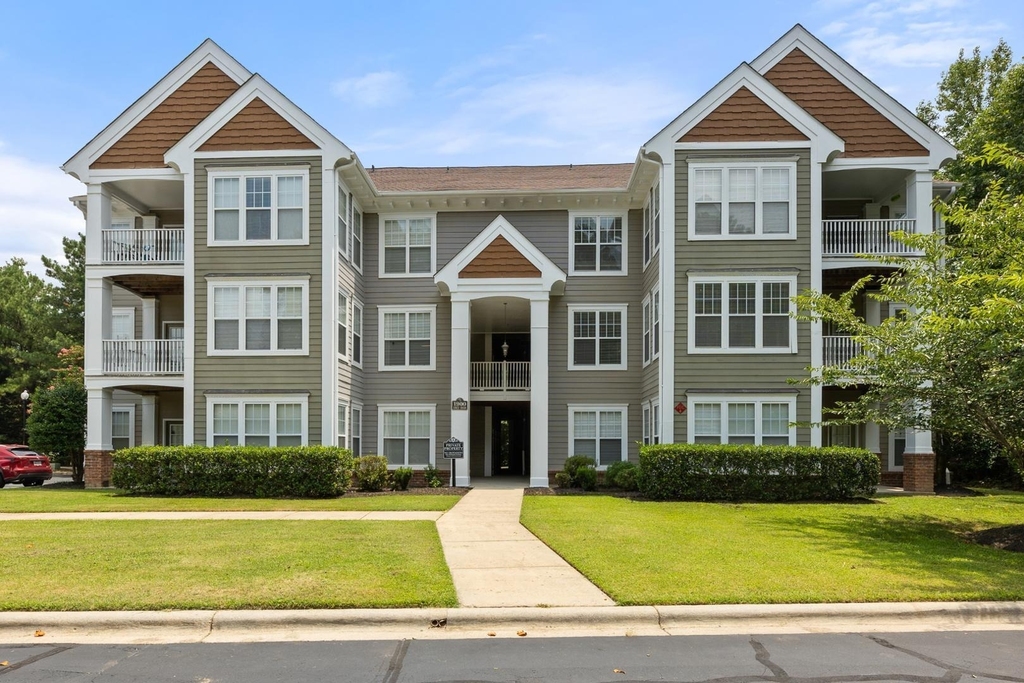 1922 Parkside Village Drive - Photo 1