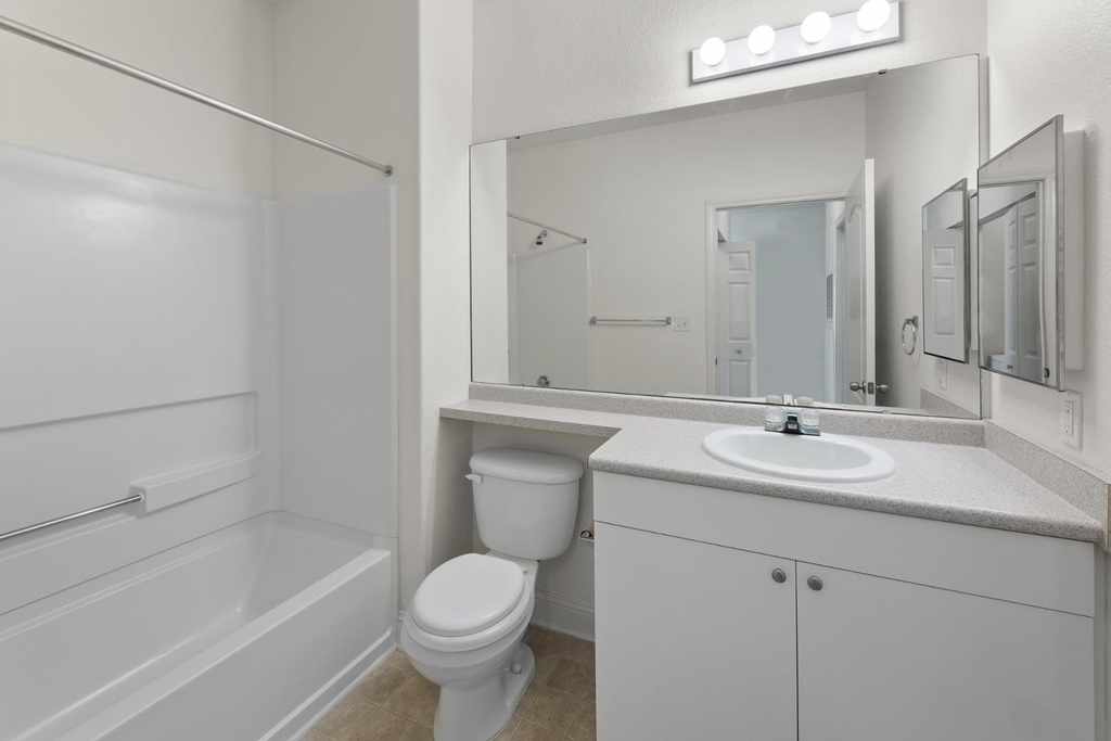 1922 Parkside Village Drive - Photo 23