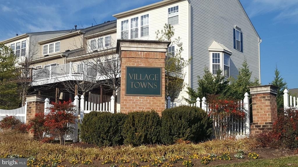 7220 Maidstone Place - Photo 8