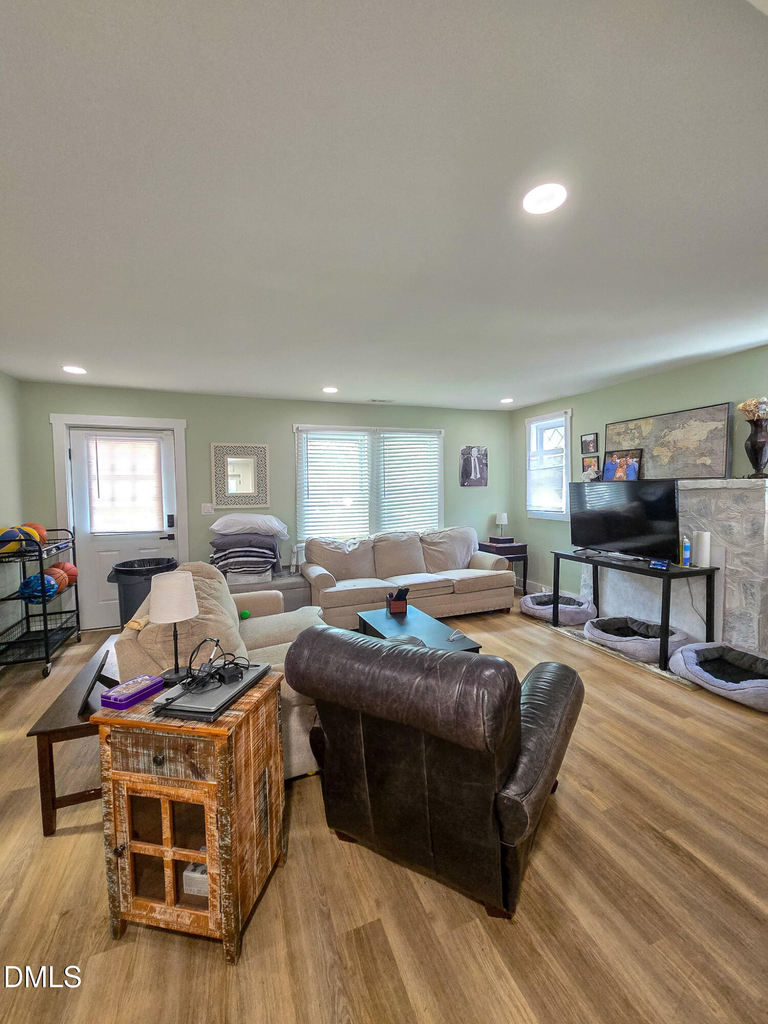3014 Hope Valley Road - Photo 5