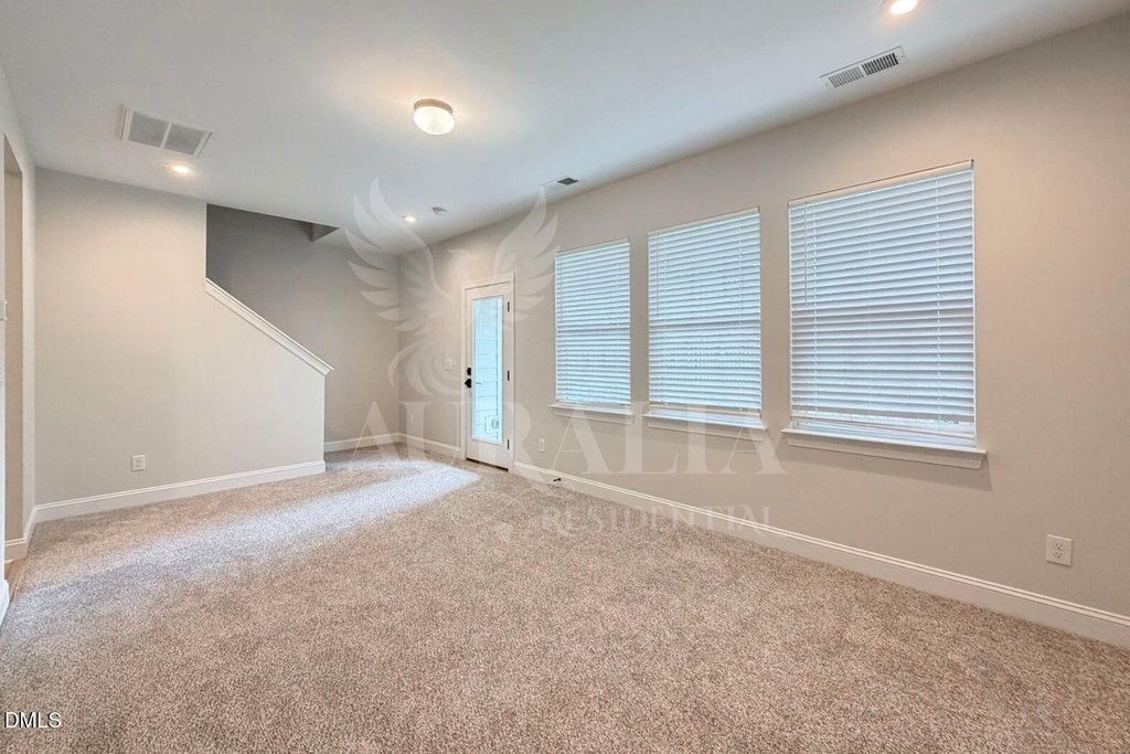 829 Amley Place - Photo 39