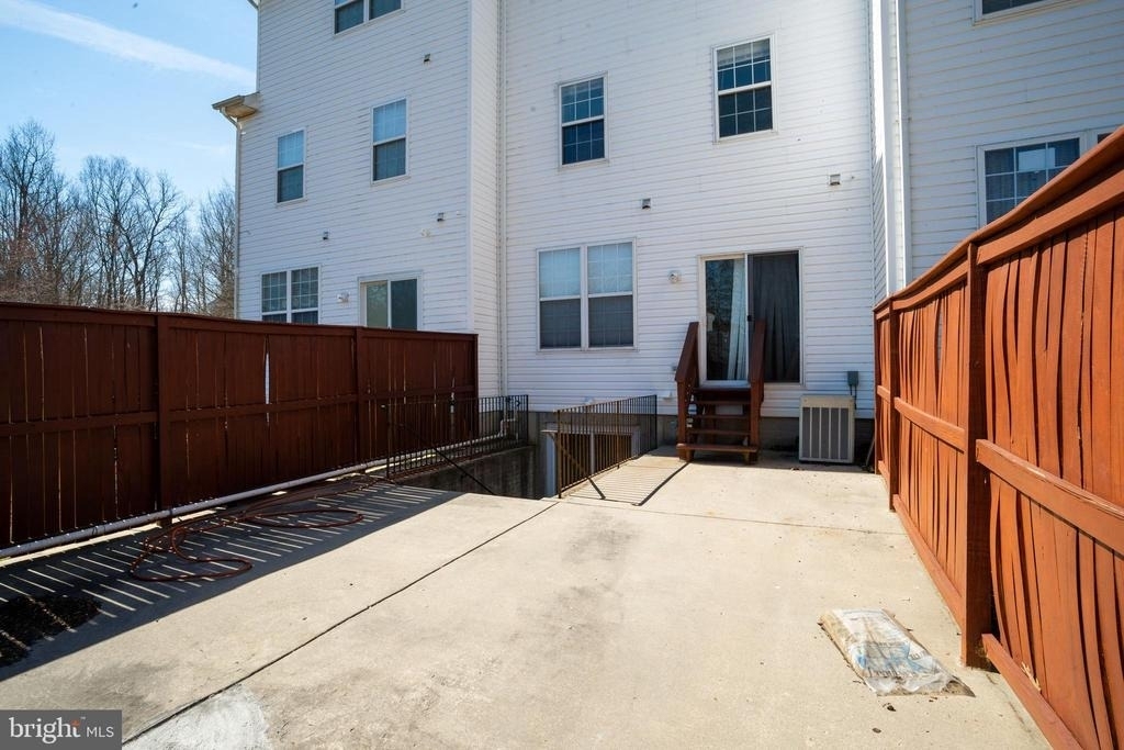 9962 Morristown Place - Photo 11