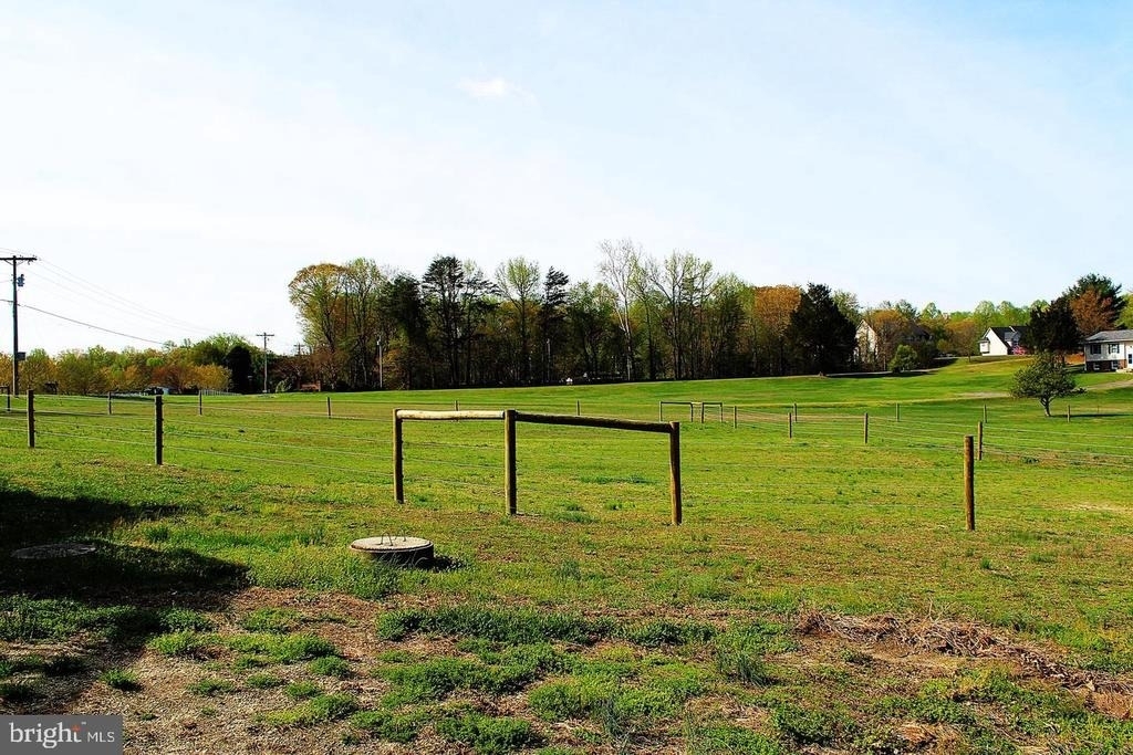 3730 Hunting Creek Road - Photo 26