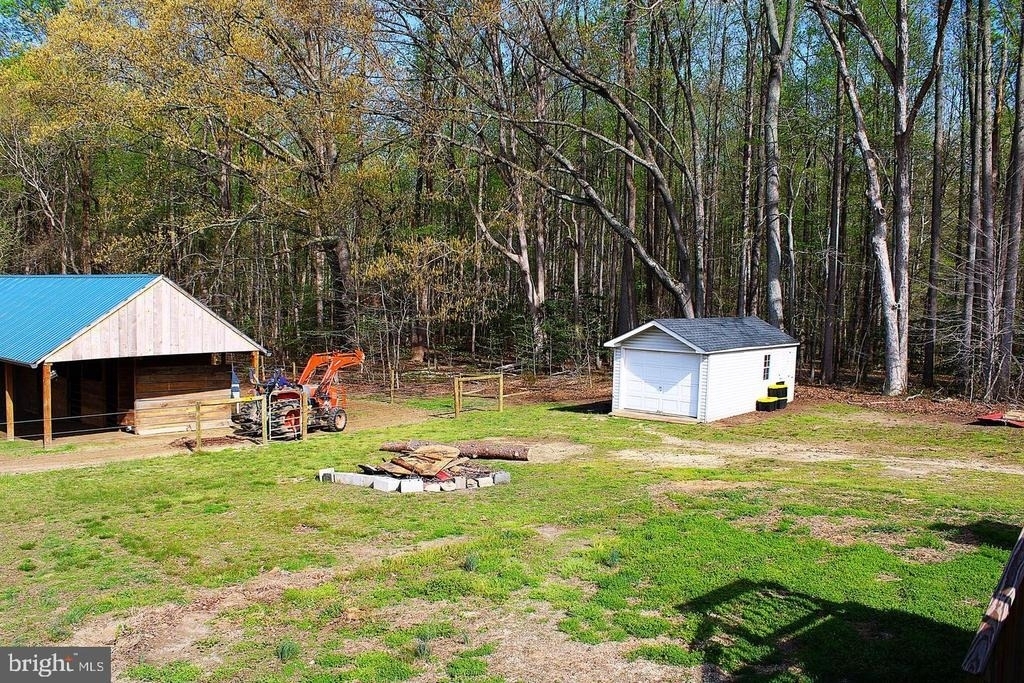 3730 Hunting Creek Road - Photo 21
