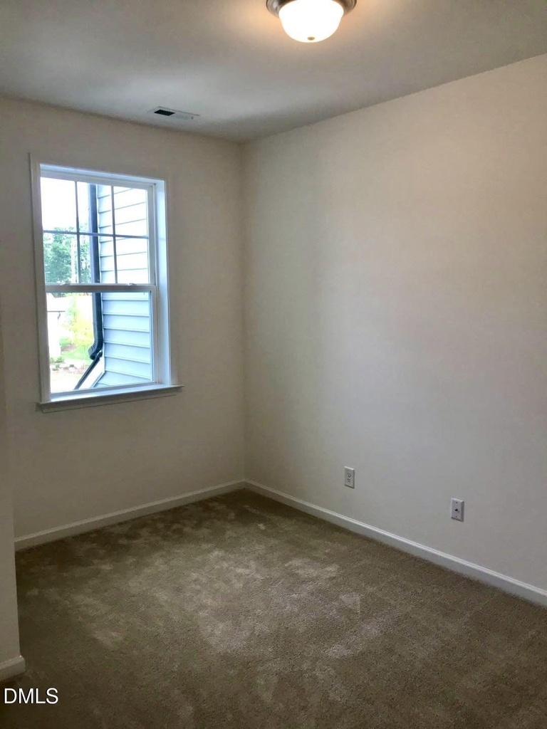 1007 Beyer Place - Photo 24