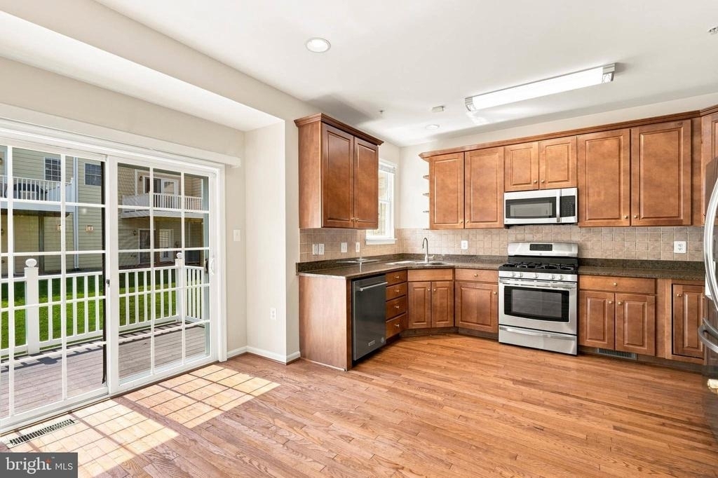 107 Hearth Court - Photo 1