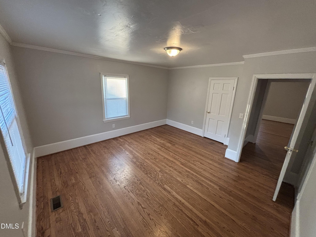 509 Erwin Road - Photo 3