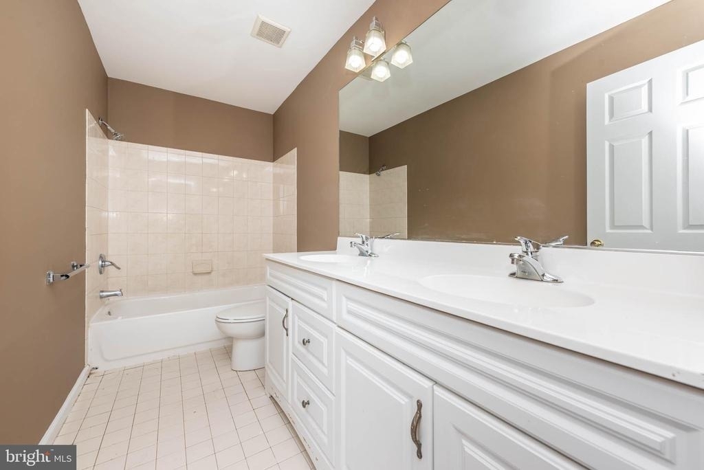 4021 Barrington Road - Photo 17