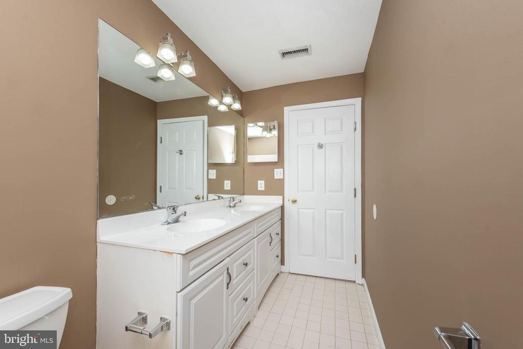 4021 Barrington Road - Photo 18
