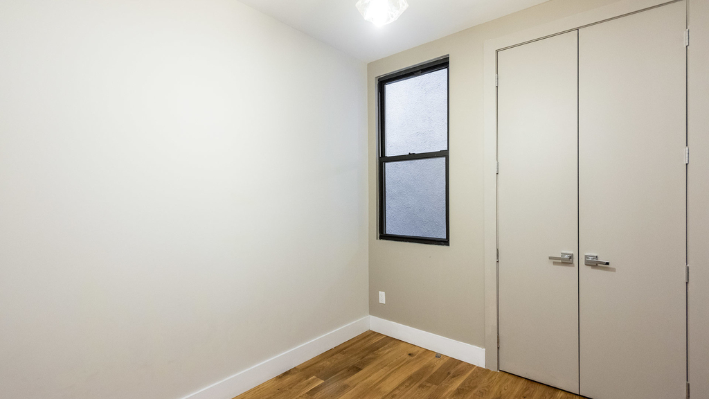 360 Central Ave - Photo 3