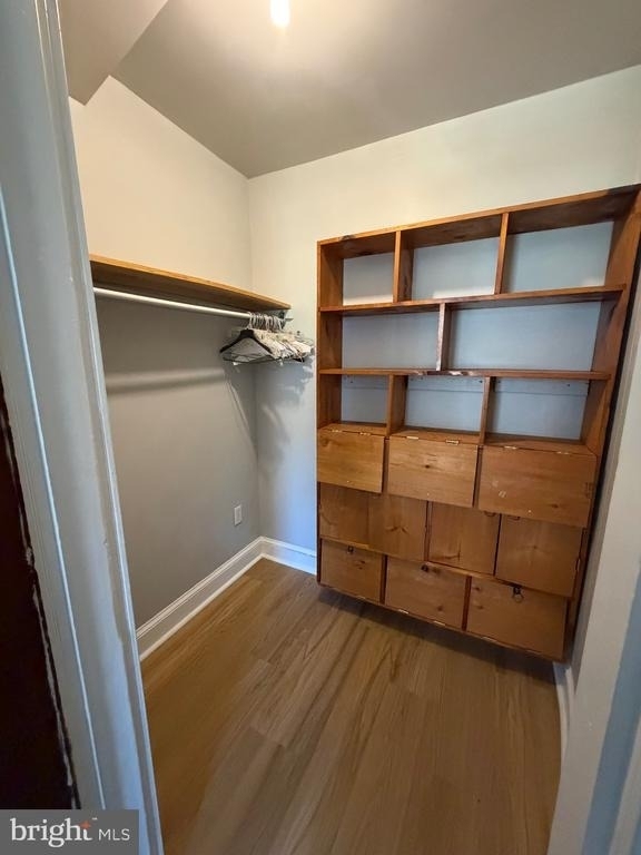 2753 Rayner Avenue - Photo 10