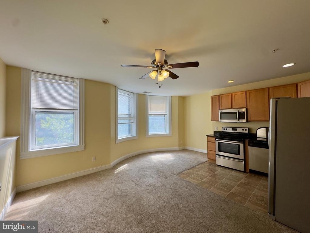 2210 N Charles Street - Photo 3