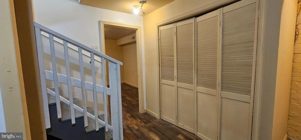2548 Oswego Avenue - Photo 25
