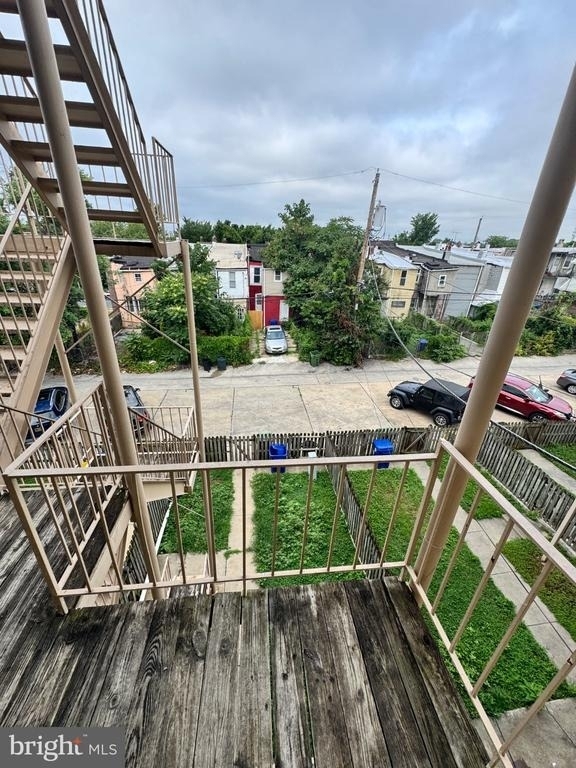 914 N Fulton Avenue - Photo 8