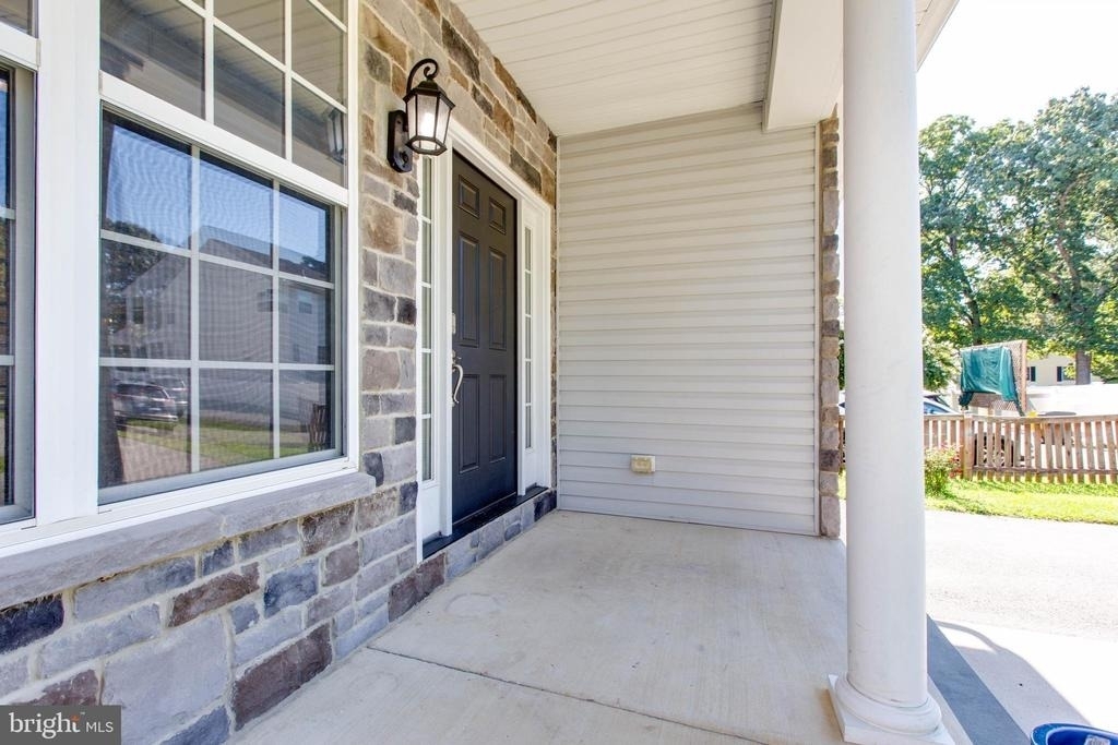 130 Pineview Avenue - Photo 3
