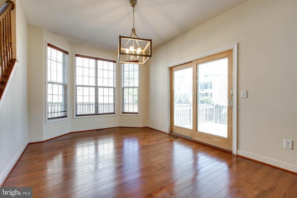 130 Pineview Avenue - Photo 9