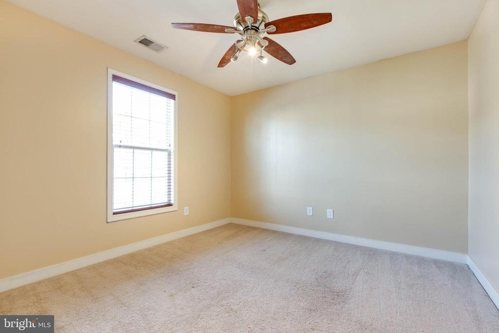 130 Pineview Avenue - Photo 25
