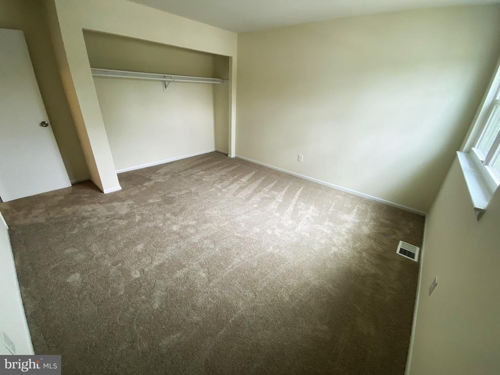 7707 Queens Road - Photo 16
