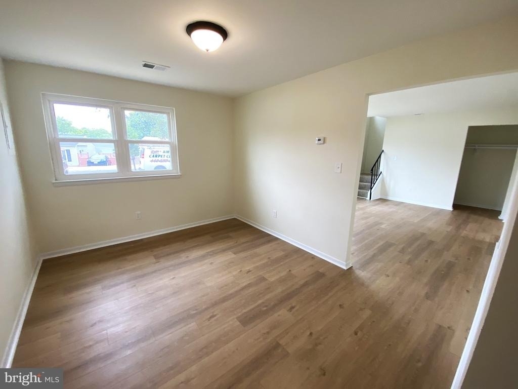 7707 Queens Road - Photo 11