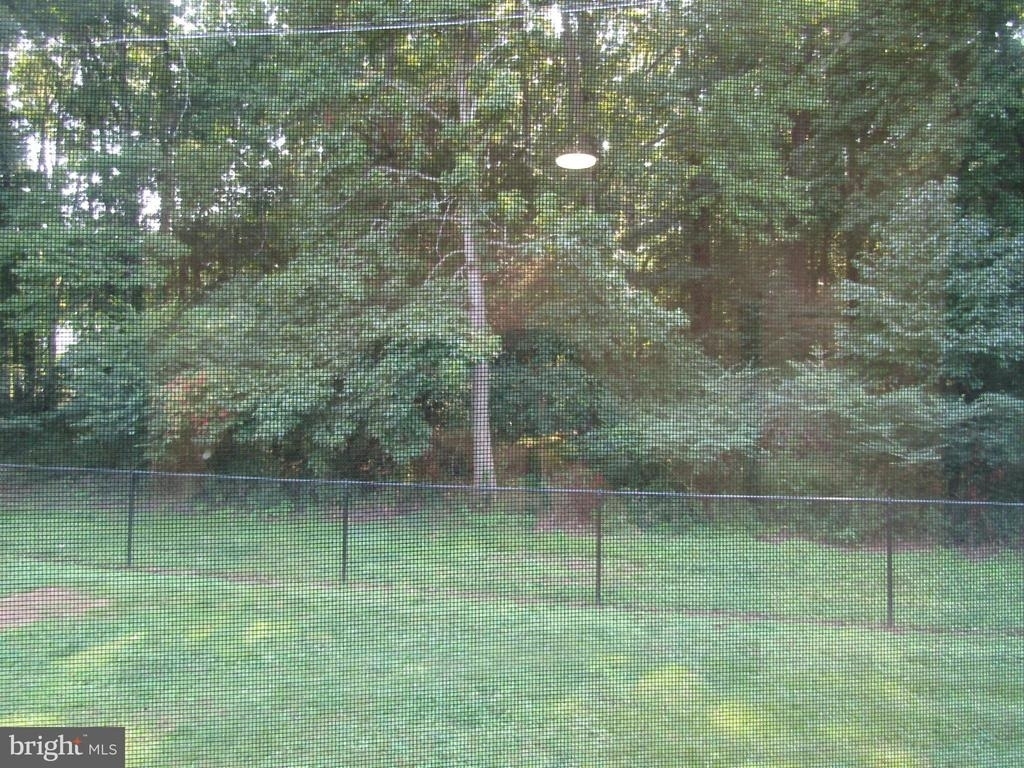 229 Maryland Avenue - Photo 12