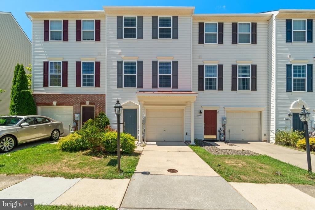 6810 Warfield Street - Photo 0