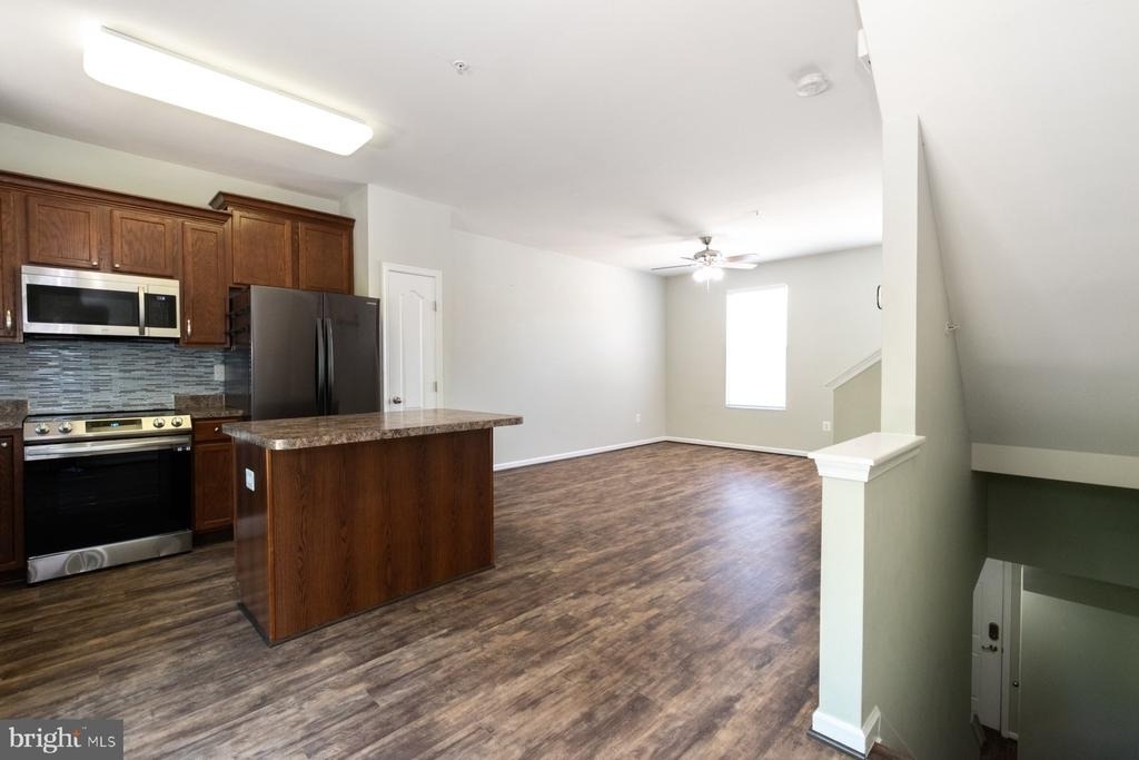 6810 Warfield Street - Photo 3