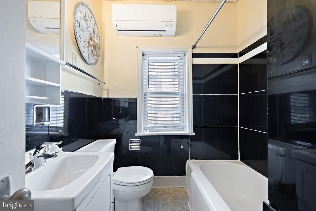 1401 Delaware Avenue - Photo 7