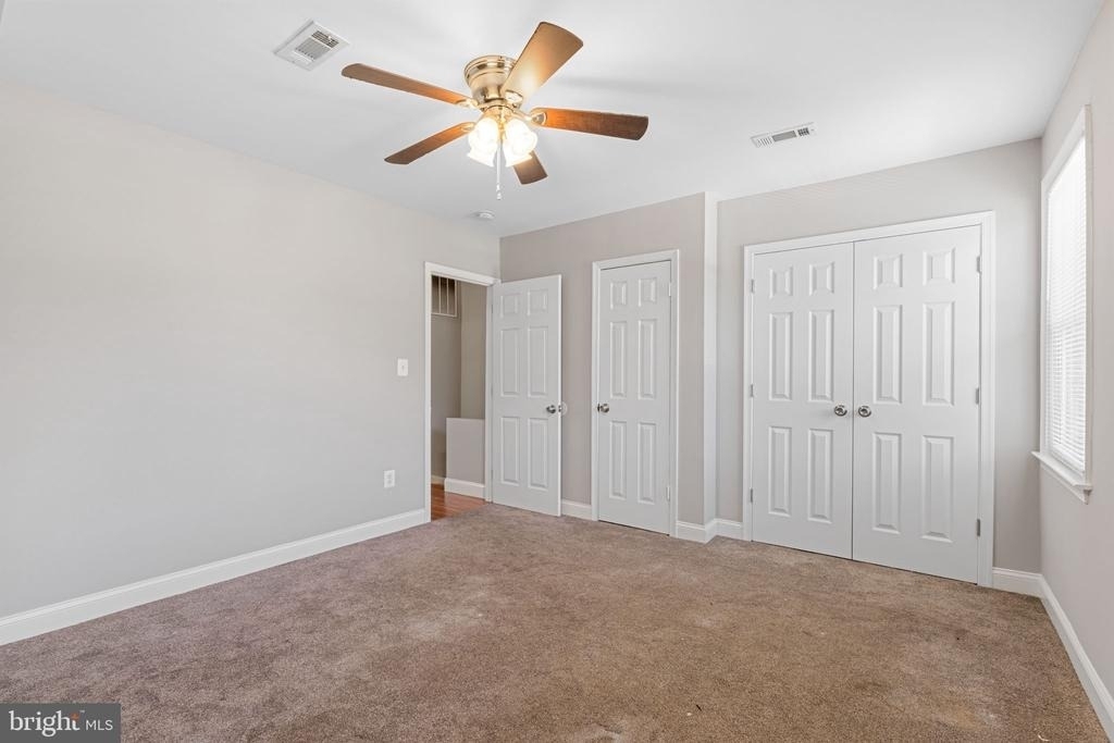 834 19th Street Ne - Photo 9