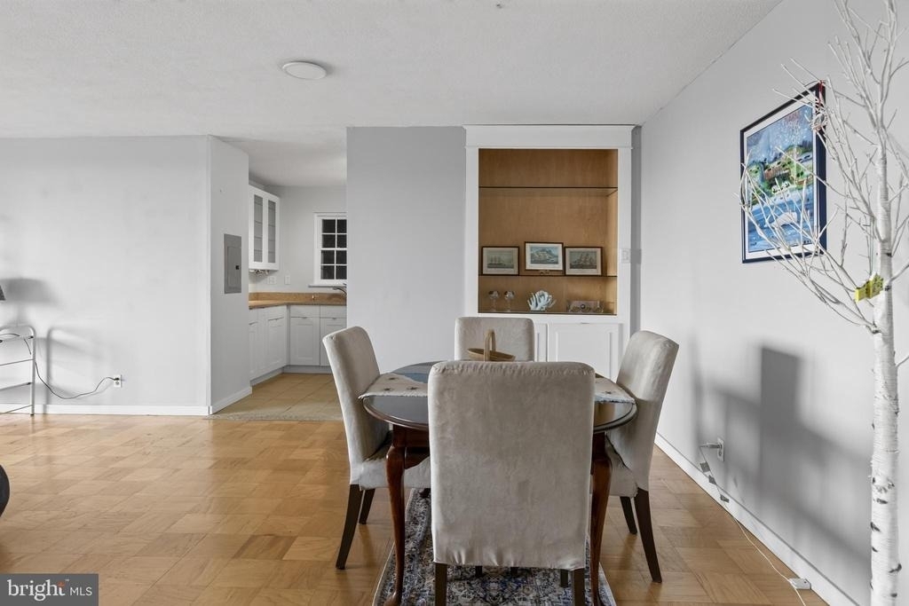1245 4th Street Sw - Photo 3
