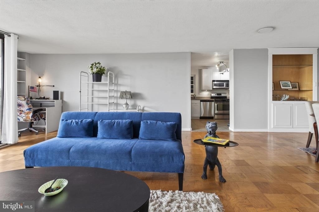 1245 4th Street Sw - Photo 4