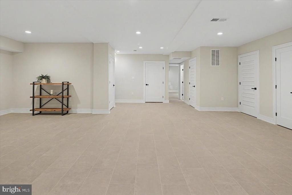 2902 Vista Street Ne - Photo 74
