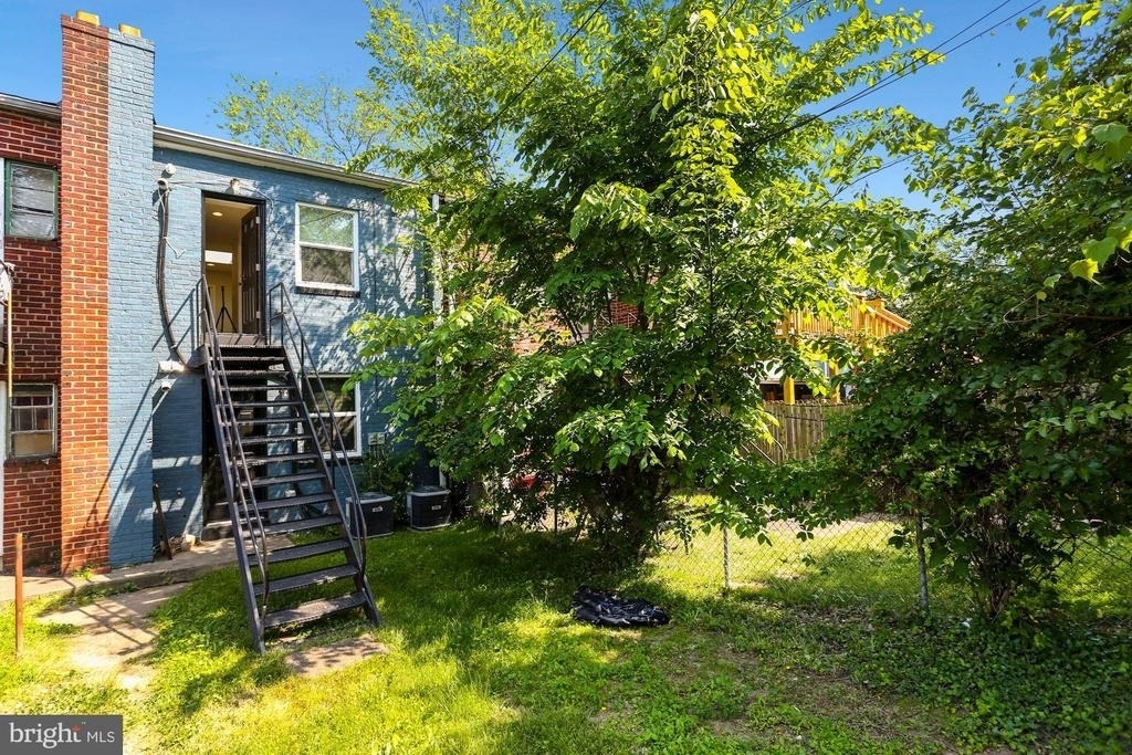 1268 16th Street Ne - Photo 14