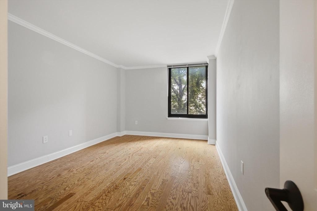 1301 20th Street Nw - Photo 11