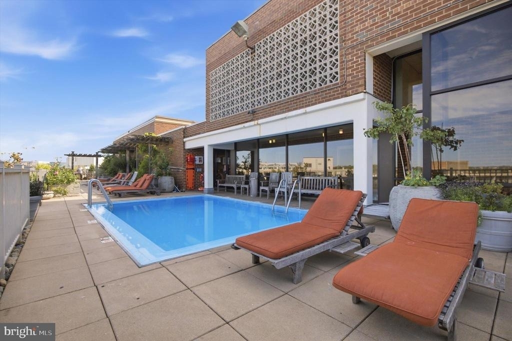 1301 20th Street Nw - Photo 18