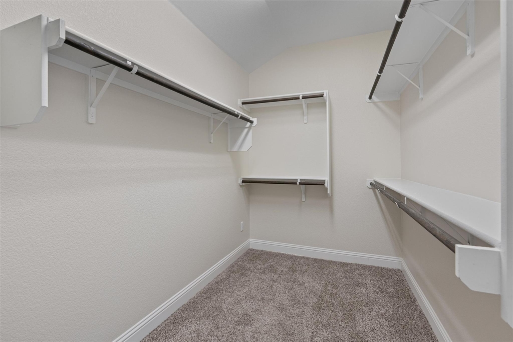 3021 Angelina Ct - Photo 12