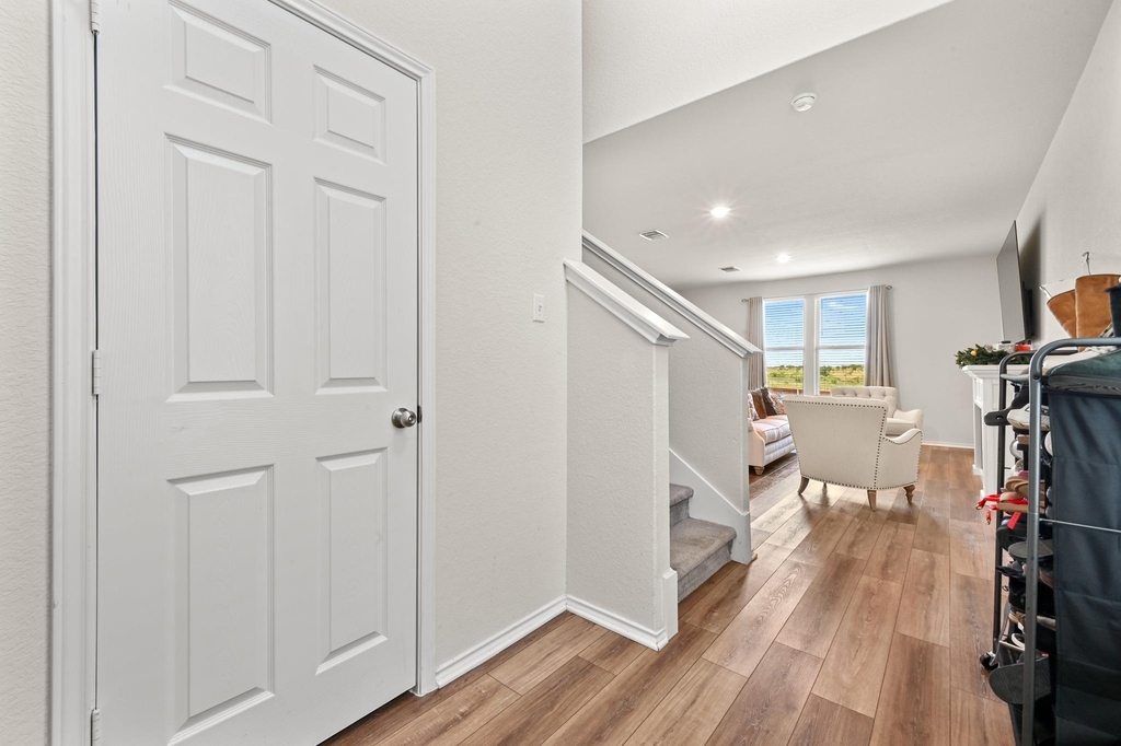 632 Pepperbark Loop - Photo 3